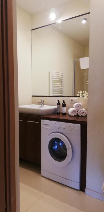Apartament Na Deptaku W Lecznej Leczna Exterior foto