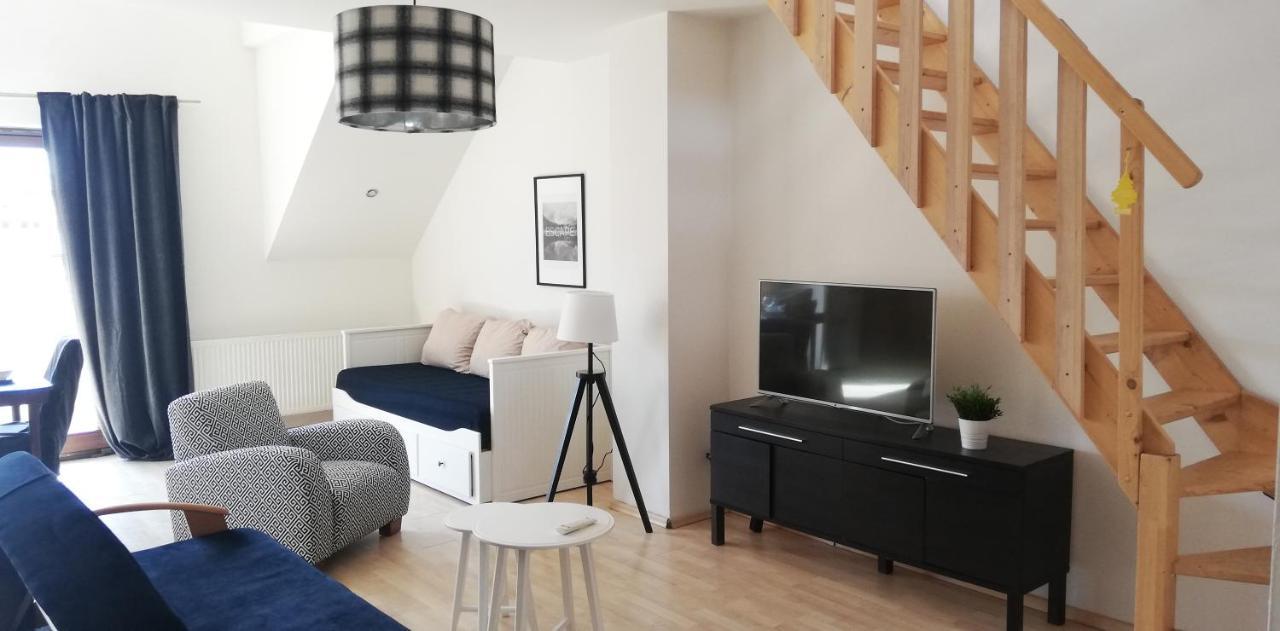 Apartament Na Deptaku W Lecznej Leczna Exterior foto