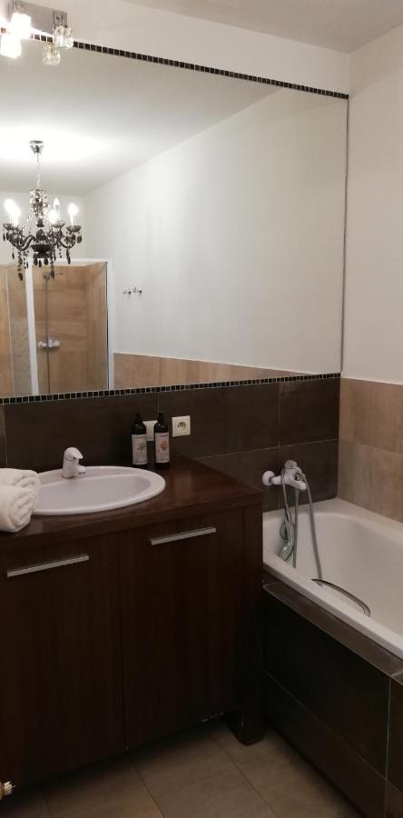 Apartament Na Deptaku W Lecznej Leczna Exterior foto