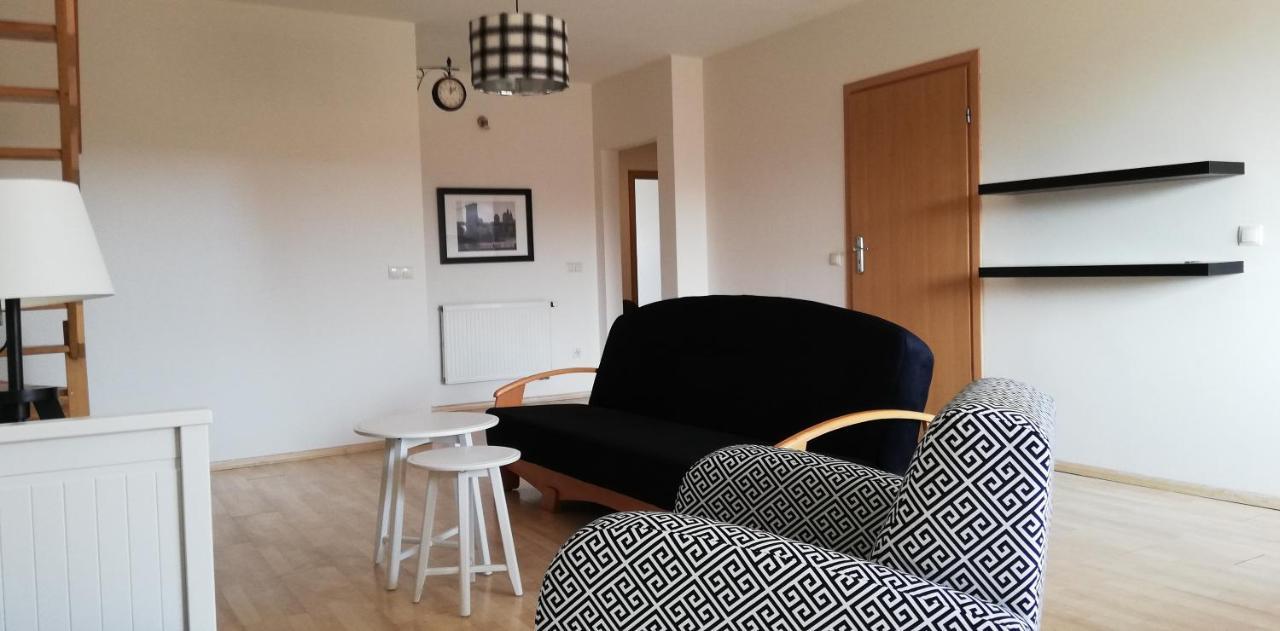 Apartament Na Deptaku W Lecznej Leczna Exterior foto