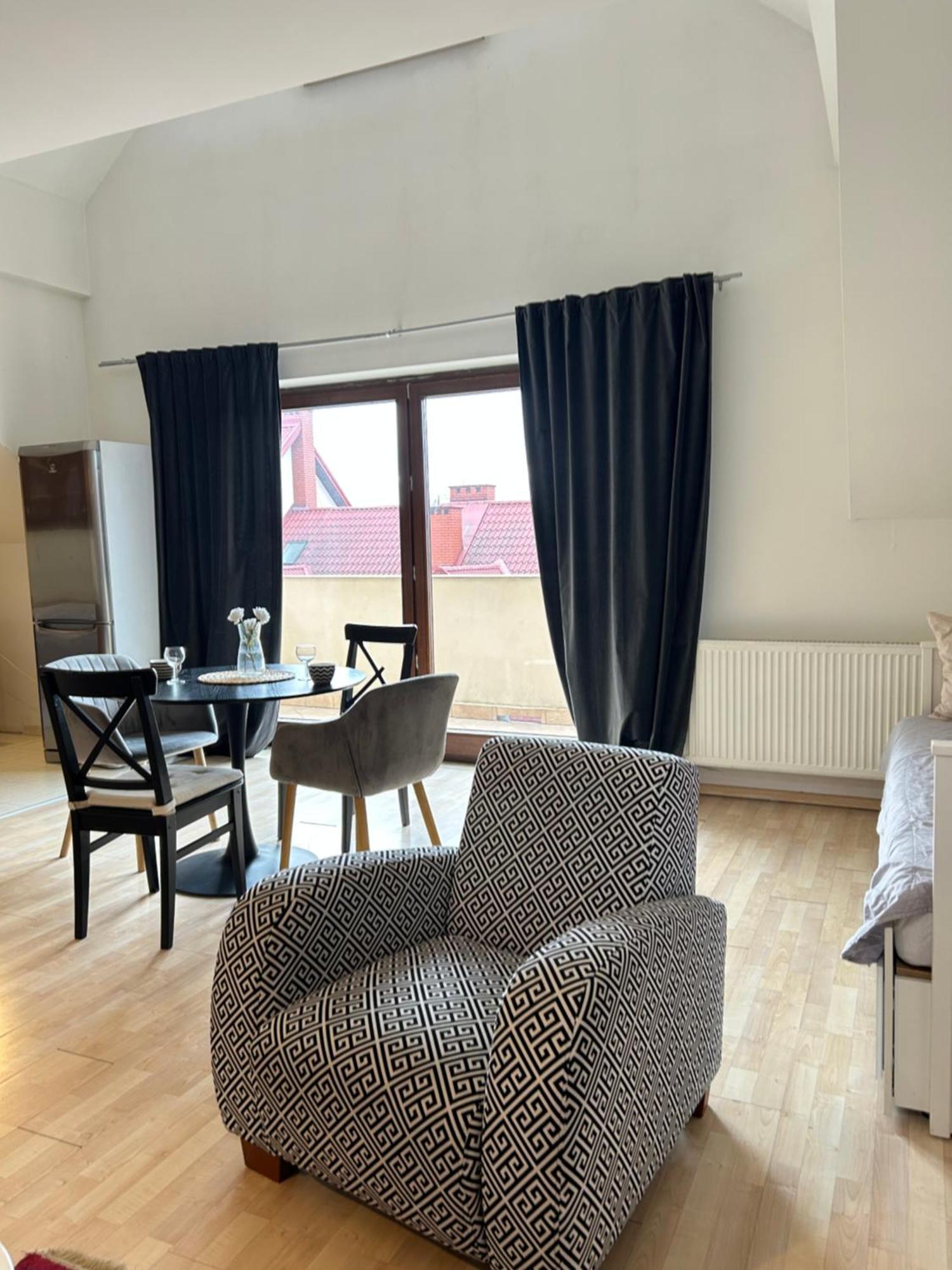 Apartament Na Deptaku W Lecznej Leczna Exterior foto